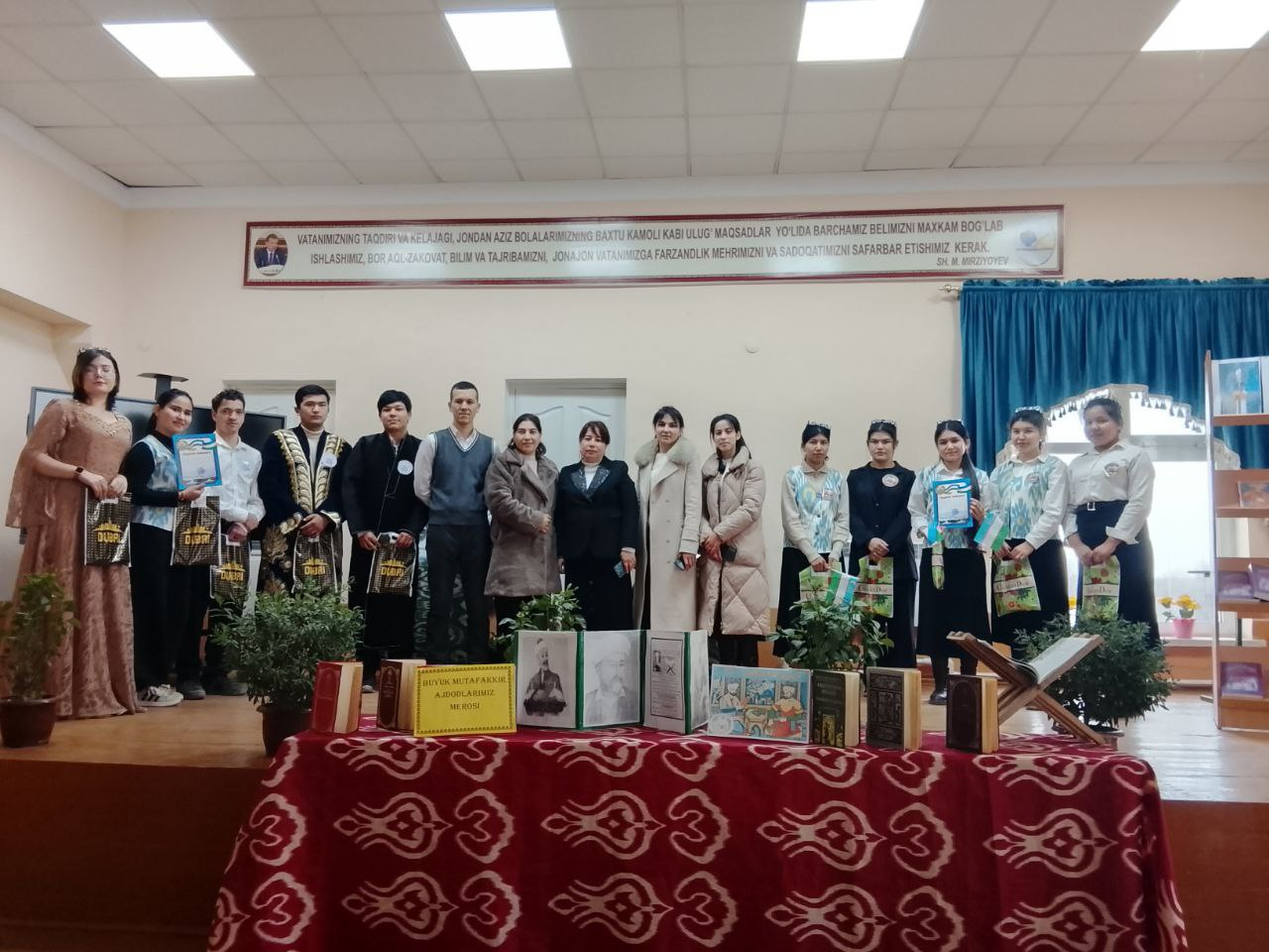 Yangibozor tuman 2-son texnikumi 9-fevral 2026-yil sanasida "Ikki buyuk daho" mavzusida 1.24 va 2.24 guruh oʻquvchilari oʻrtasida bilimlar bellashuvi oʻtkazildi